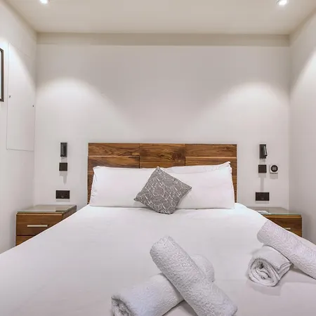 Official Mercury Luxury With Pool And Balcony *