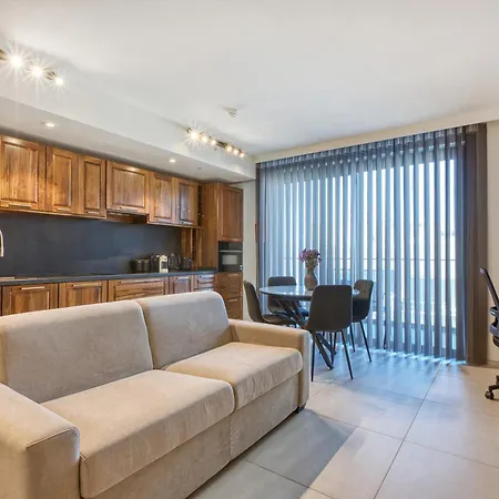 Official Mercury Luxury With Pool And Balcony *