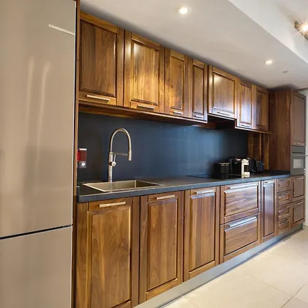 Official Mercury Luxury With Pool And Balcony Apartman