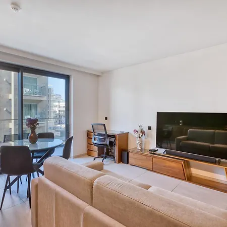 Official Mercury Luxury With Pool And Balcony Apartman