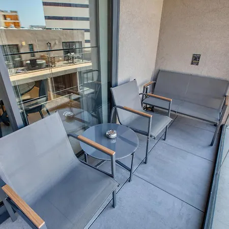Apartman Official Mercury Luxury With Pool And Balcony